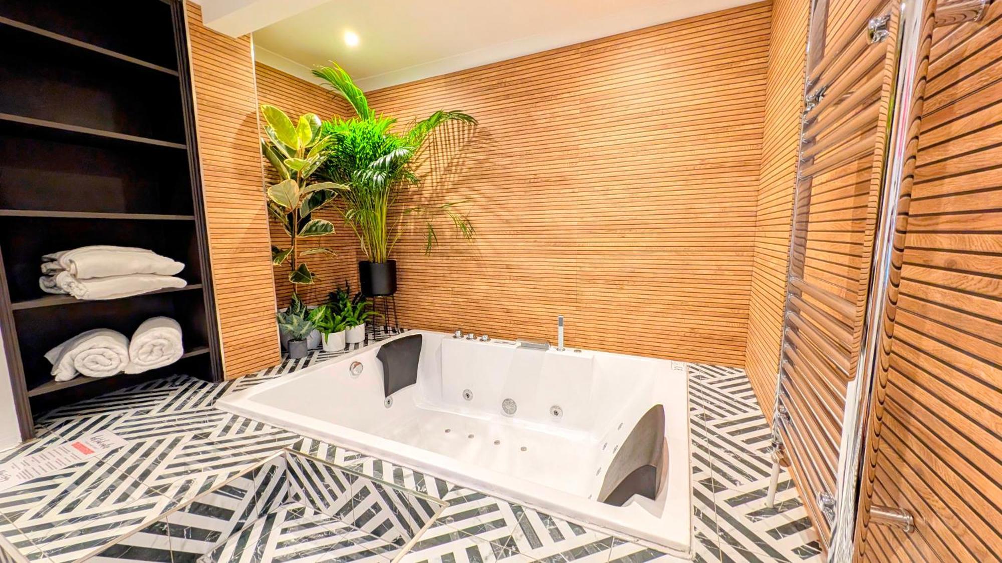 Innit Vibes Hotel *